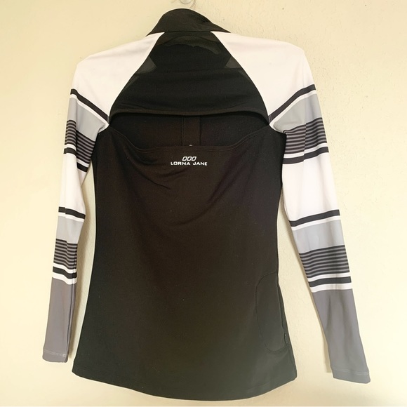Lorna Jane Pipeline Excel Zip Through Jacket Open Back Size XS - Picture 8 of 15